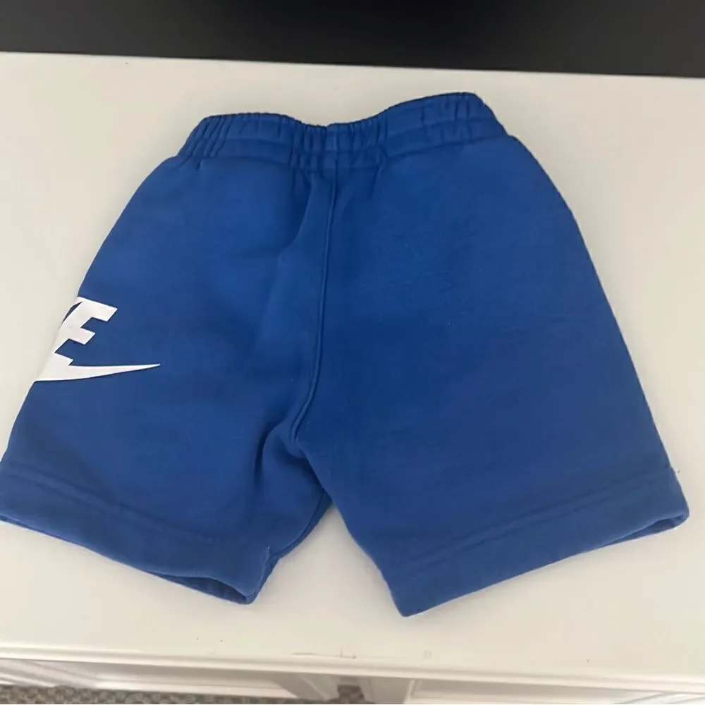 Nike 2 Piece Set